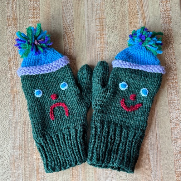 Hand Knit Mittens - Picture 1 of 4
